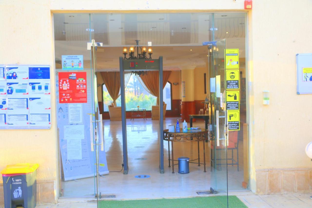 Royal Naama Bay Resort Шарм ел-Шейх Екстериор снимка